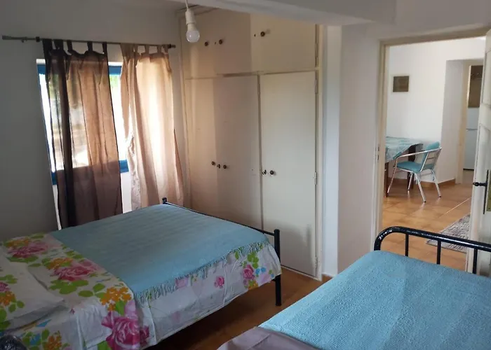 Beautiful Apartment In Mylopotamos, Good Price!
